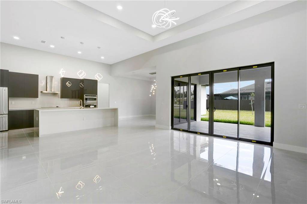 Cape Coral, FL 33991,243 SW 24th PL