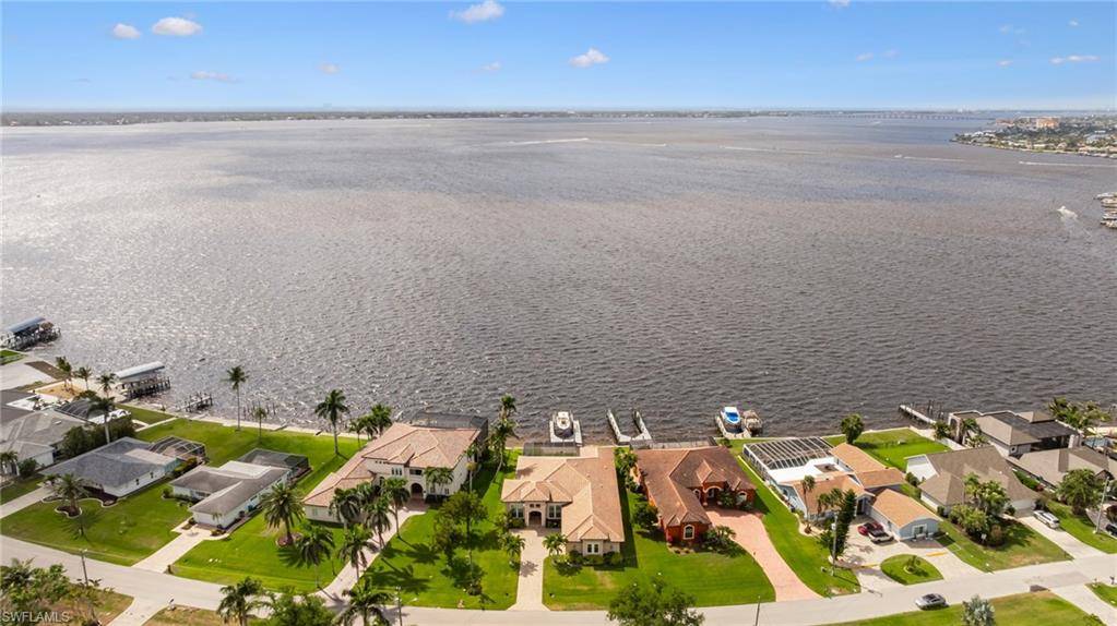 Cape Coral, FL 33904,2262 SE 28th ST