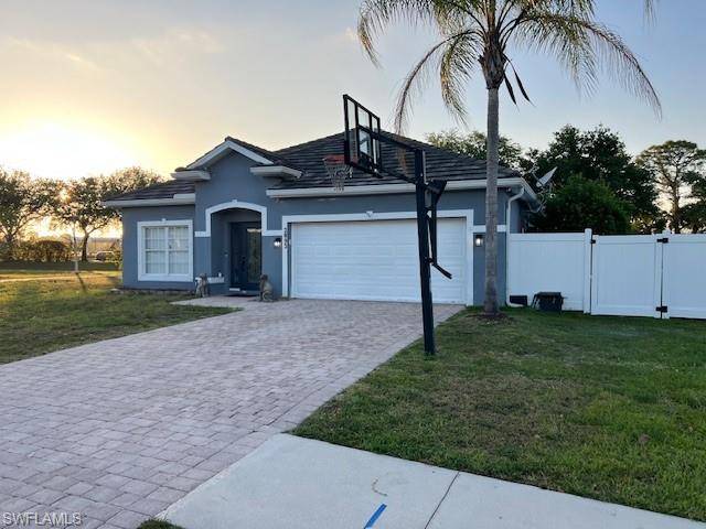 Naples, FL 34120,2893 Inlet Cove LN W