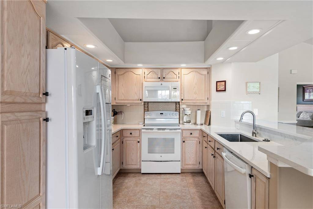 Bonita Springs, FL 34135,13200 Sherburne Cir ##703