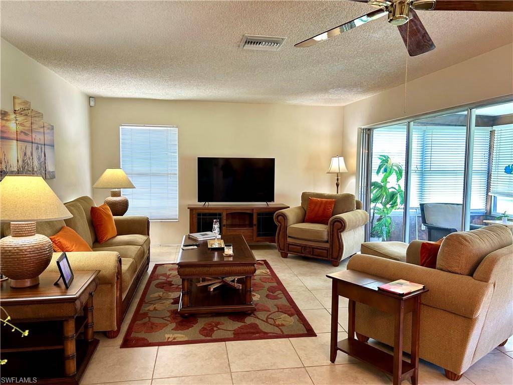 Fort Myers, FL 33919,5589 Buring CT