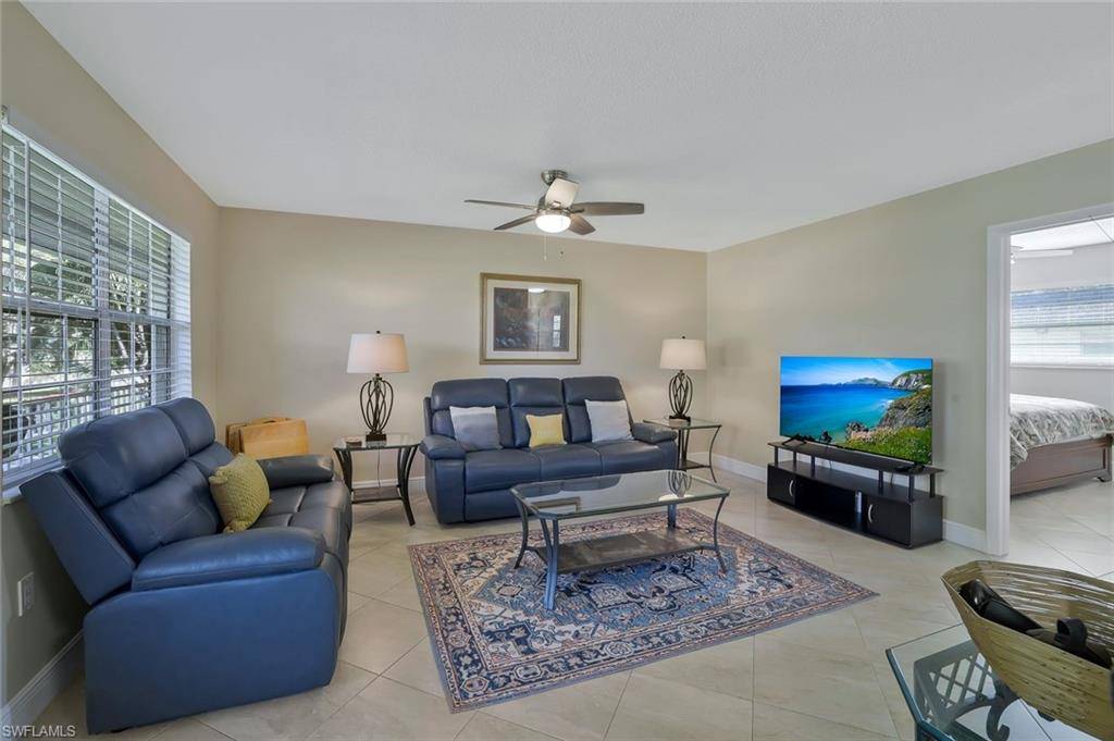 Naples, FL 34105,3325 Airport RD N #H5