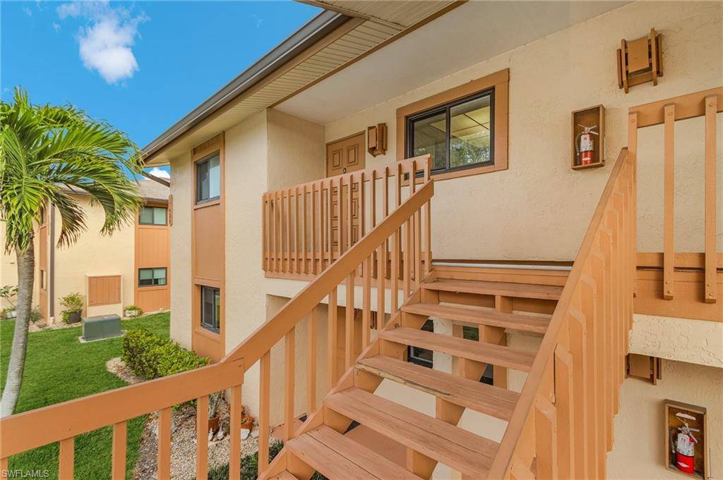 Fort Myers, FL 33908,17425 Birchwood LN #5
