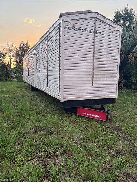 North Fort Myers, FL 33917,7598 Breeze DR