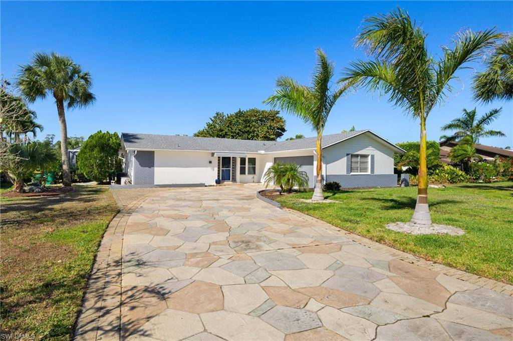 Naples, FL 34113,248 Bay Meadows DR