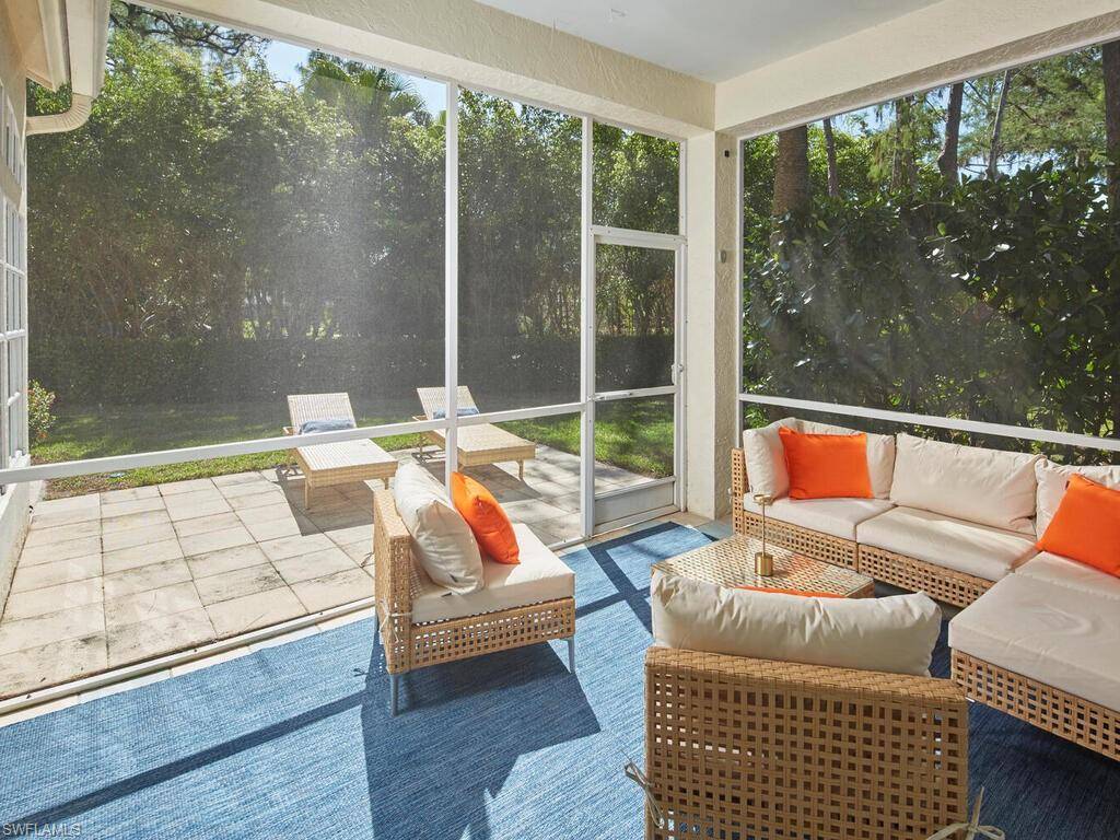 Naples, FL 34105,114 Amblewood LN #9-903