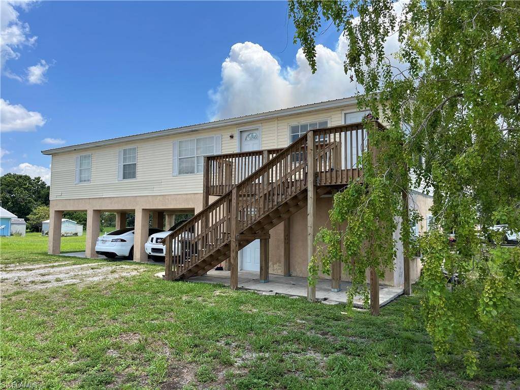 Moore Haven, FL 33471,901 Thatcher BLVD