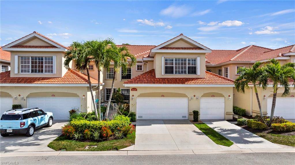 Fort Myers, FL 33912,5121 W Hyde Park CT #203