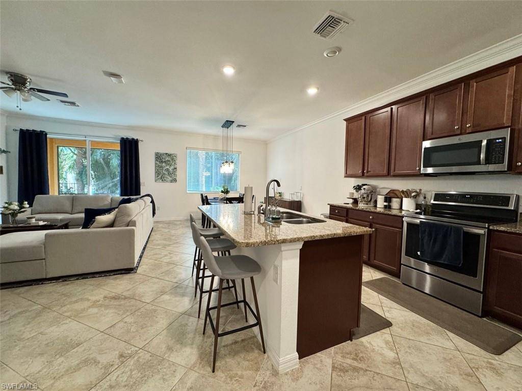 Estero, FL 33928,10161 Tin Maple DR #101