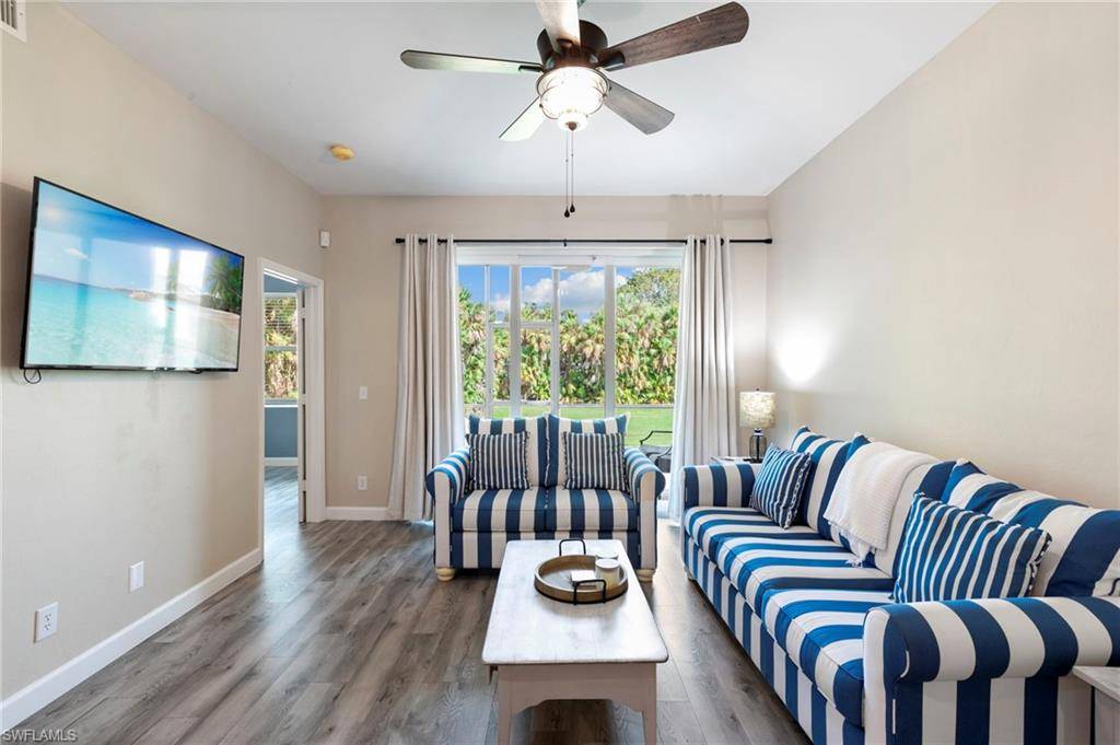 Marco Island, FL 34145,462 Tallwood ST #101