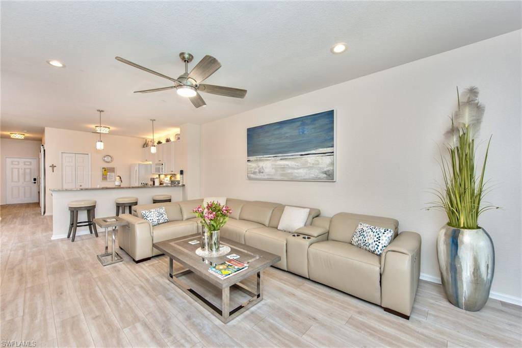 Naples, FL 34119,10045 Heather LN #2-204