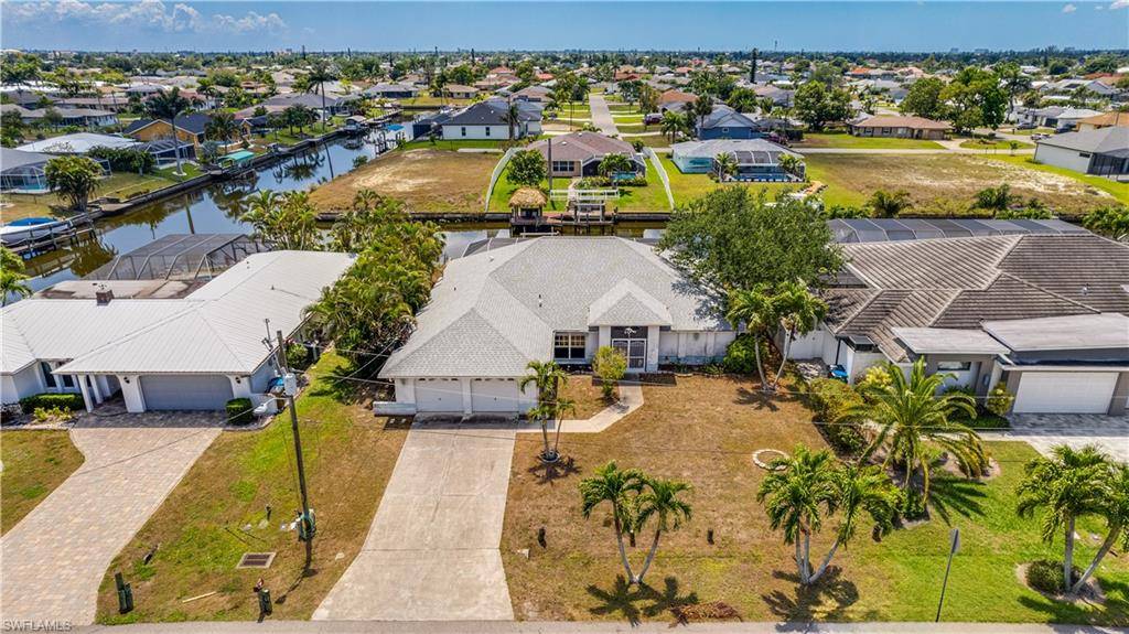 Cape Coral, FL 33990,1024 SE 14th TER