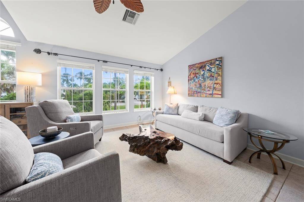 Sanibel, FL 33957,1839 Farm TRL