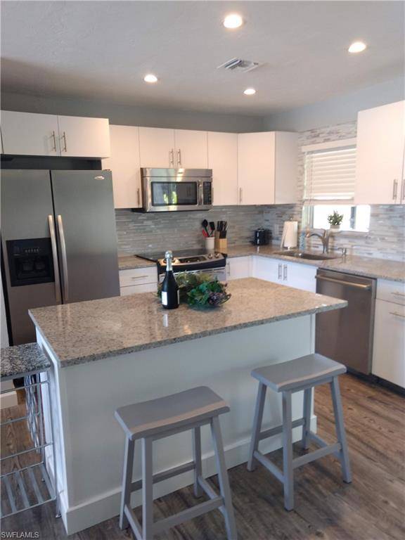 Naples, FL 34108,787 106th AVE N