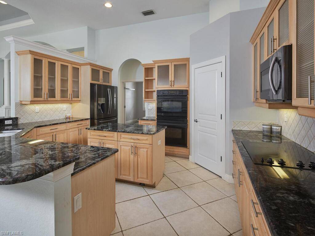 Bonita Springs, FL 34135,10590 Ankeny LN
