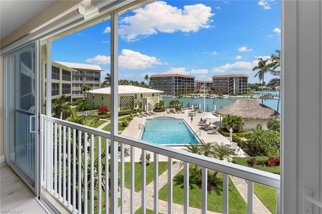 Naples, FL 34103,2850 Gulf Shore BLVD N #304