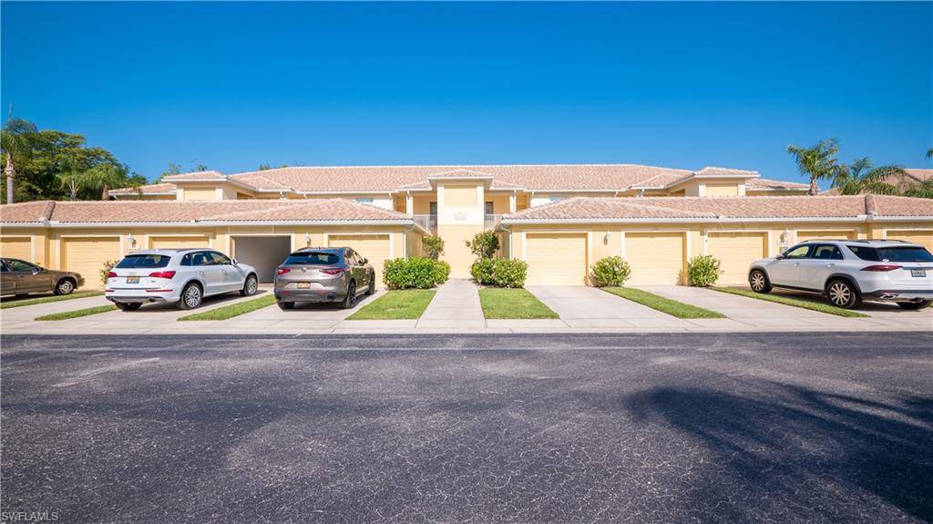 Fort Myers, FL 33912,19470 Cromwell CT #103
