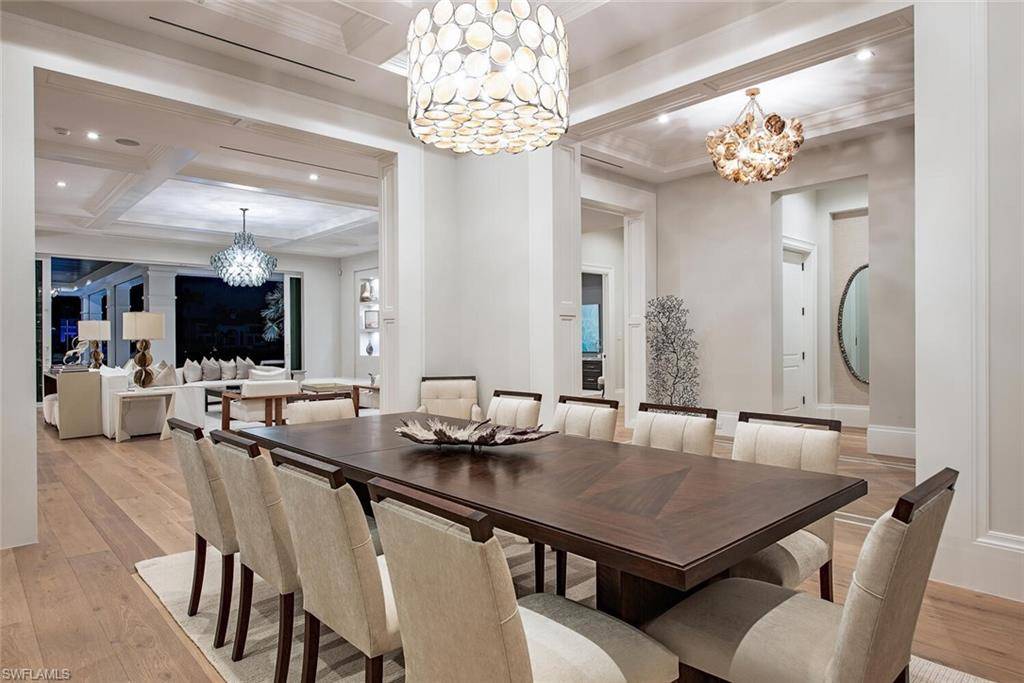 Naples, FL 34102,3525 Fort Charles DR
