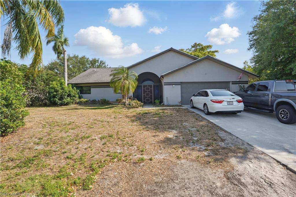 Cape Coral, FL 33990,910 SE 19th LN