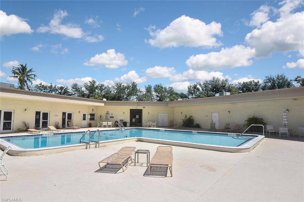 Fort Myers, FL 33907,2079 Barkeley LN #8