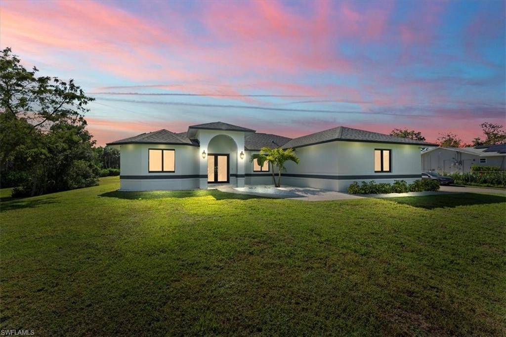 Naples, FL 34117,1121 27th ST SW