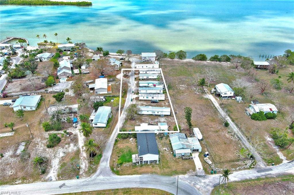 Chokoloskee, FL 34138,1165 Rewis DR