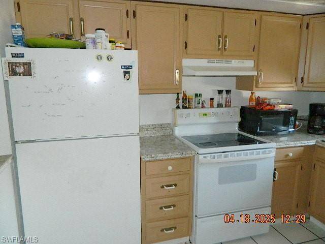 Fort Myers, FL 33907,2100 Barkeley LN #14
