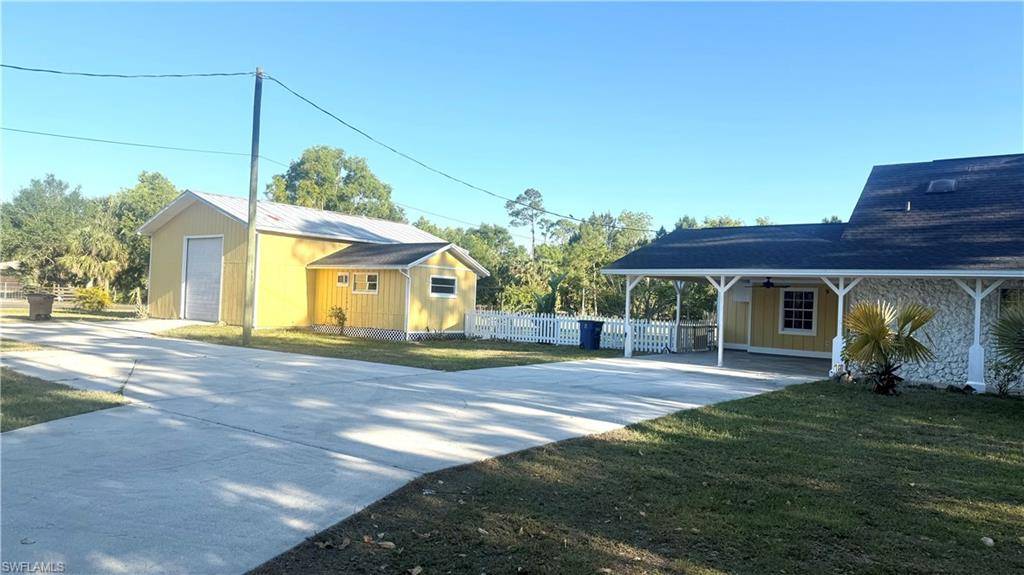 Fort Myers, FL 33905,15860 Cemetery RD