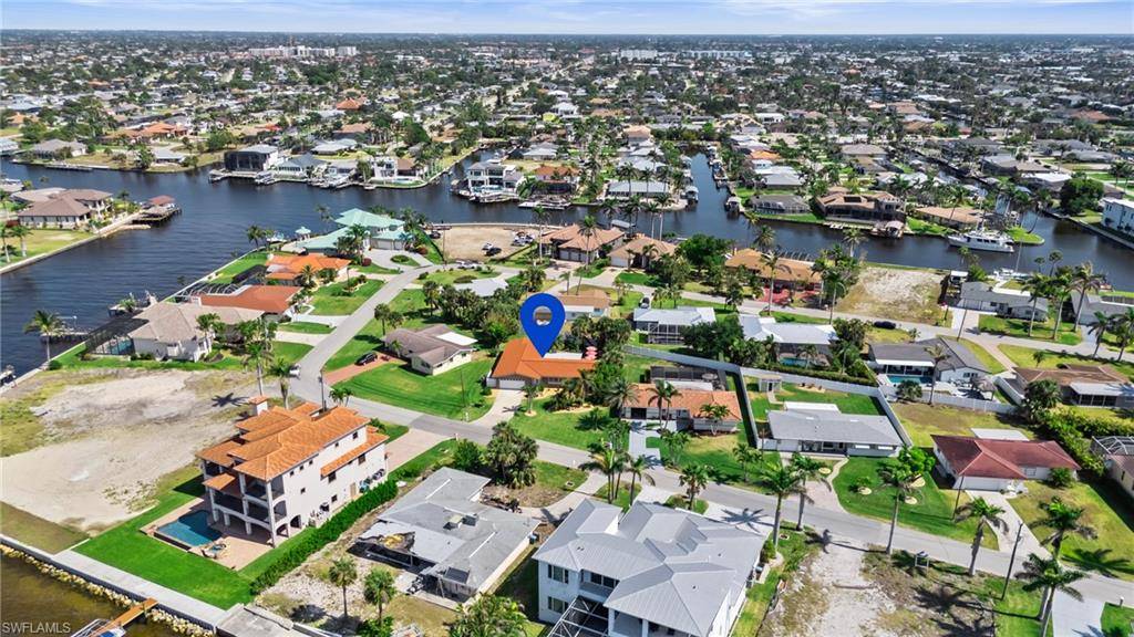 Cape Coral, FL 33904,1017 Dolphin DR