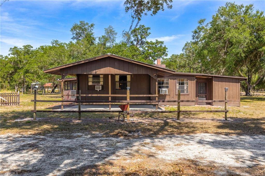 North Fort Myers, FL 33917,19221 Gwynn RD
