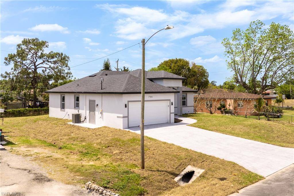 Lehigh Acres, FL 33936,706 Coolidge AVE