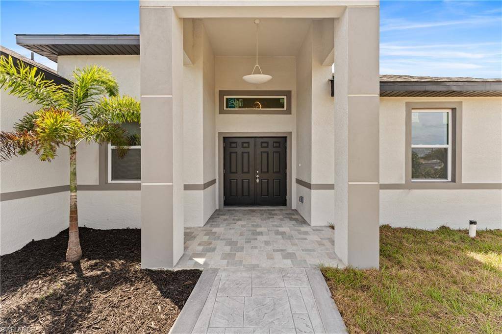 Lehigh Acres, FL 33936,706 Coolidge AVE