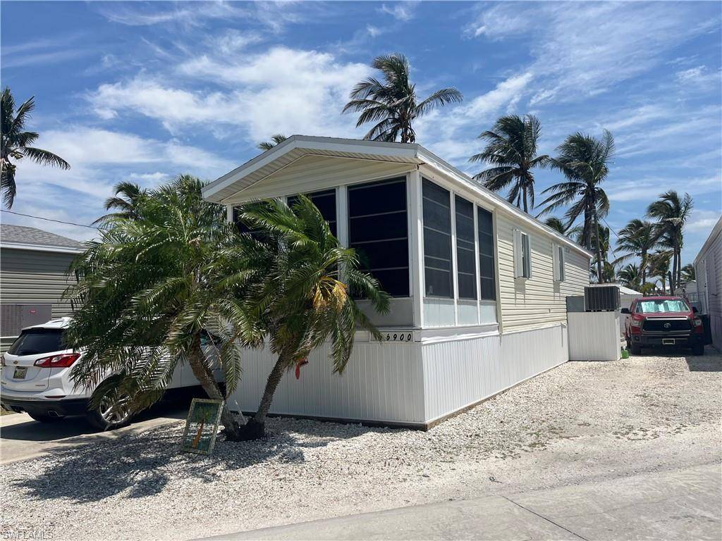 Bokeelia, FL 33922,16900 Fishermans CV