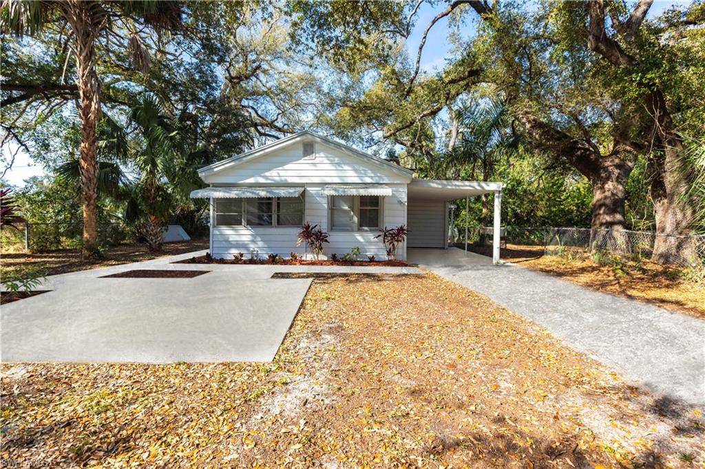 Fort Myers, FL 33901,2217 Dora ST