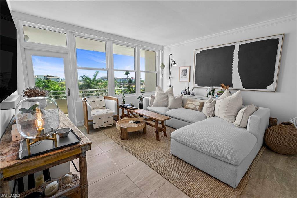Marco Island, FL 34145,240 Seaview CT #513