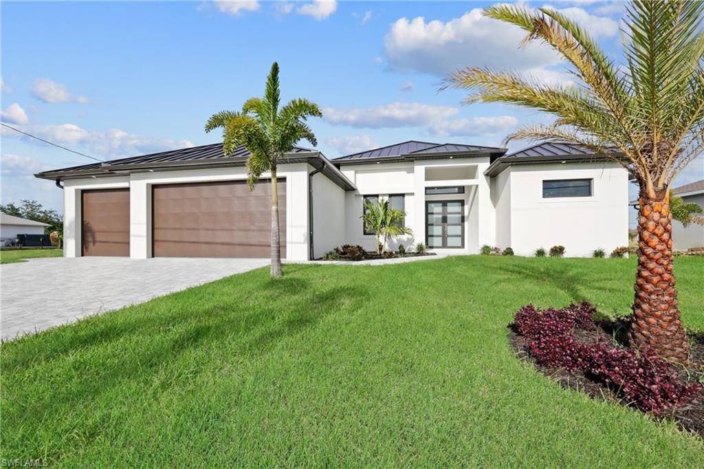Cape Coral, FL 33991,909 SW 11th CT