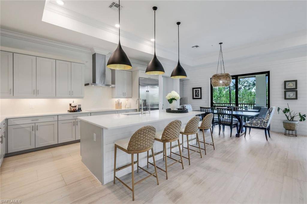 Naples, FL 34112,2472 Breakwater WAY #11-202