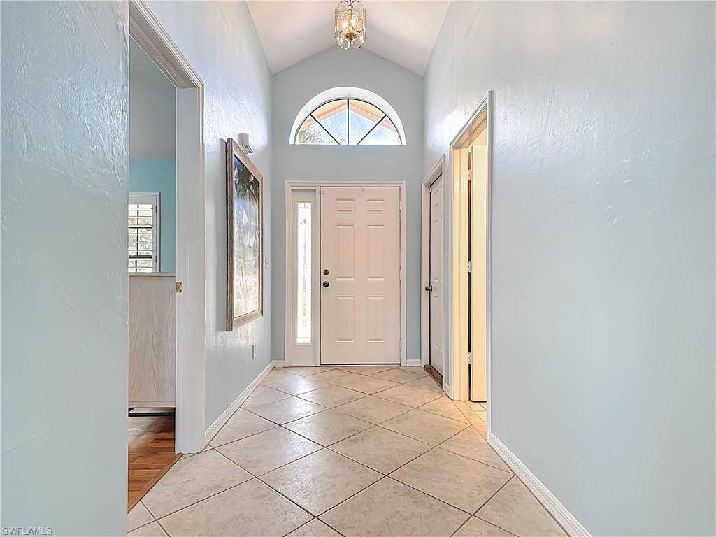 Naples, FL 34110,1342 PARK LAKE DR