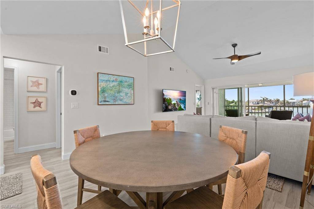 Naples, FL 34108,10682 Gulf Shore DR #C301