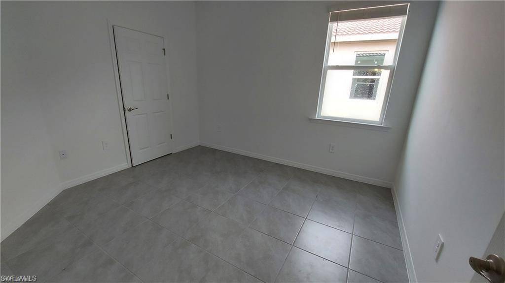 Fort Myers, FL 33916,2977 Royal Gardens AVE
