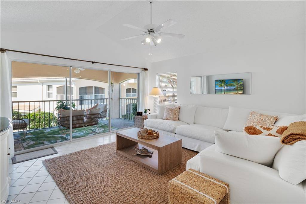 Naples, FL 34105,1044 Woodshire LN #B212