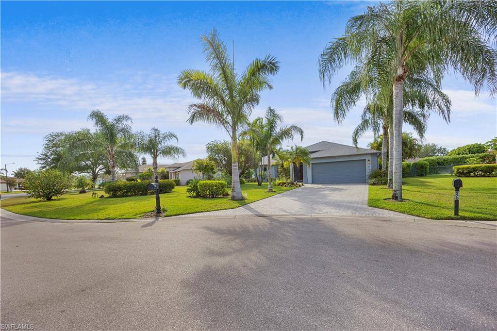 Naples, FL 34120,980 Murcott DR