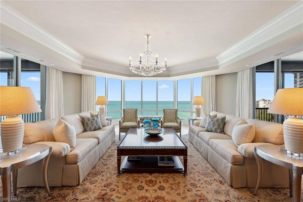 Naples, FL 34108,8477 Bay Colony DR #1102