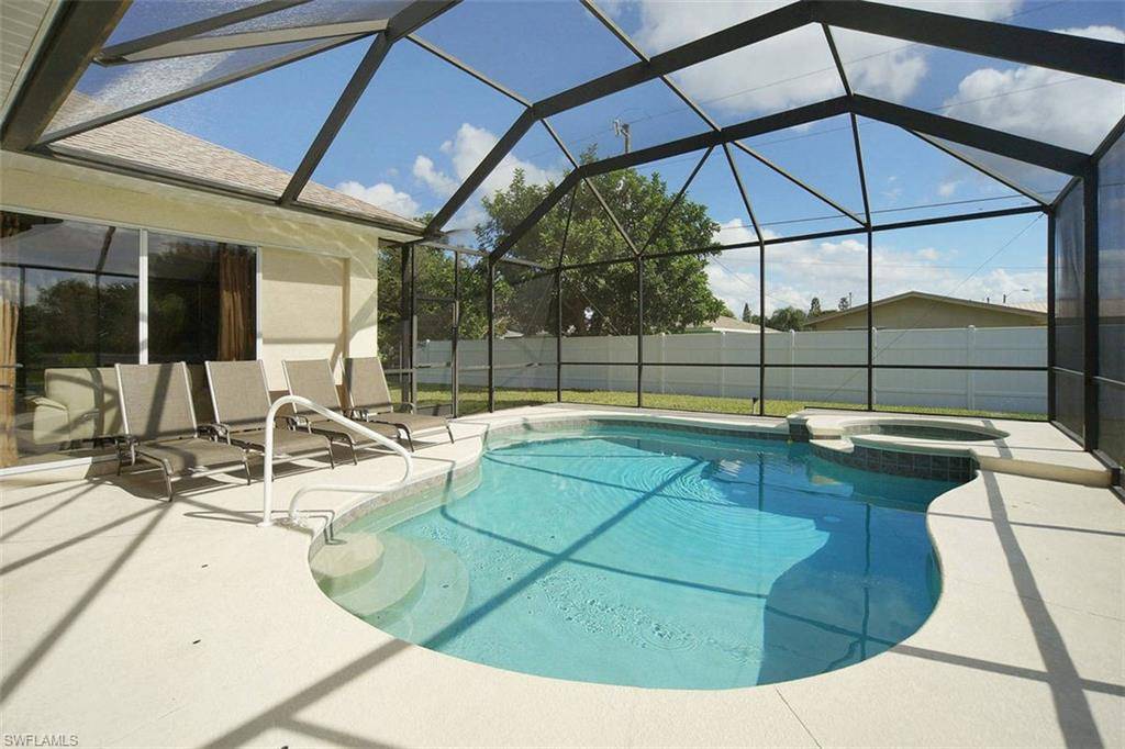 Cape Coral, FL 33990,1725 SE 10th PL
