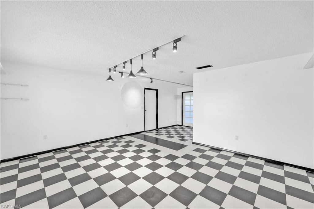 Naples, FL 34112,140 Blue Ridge DR