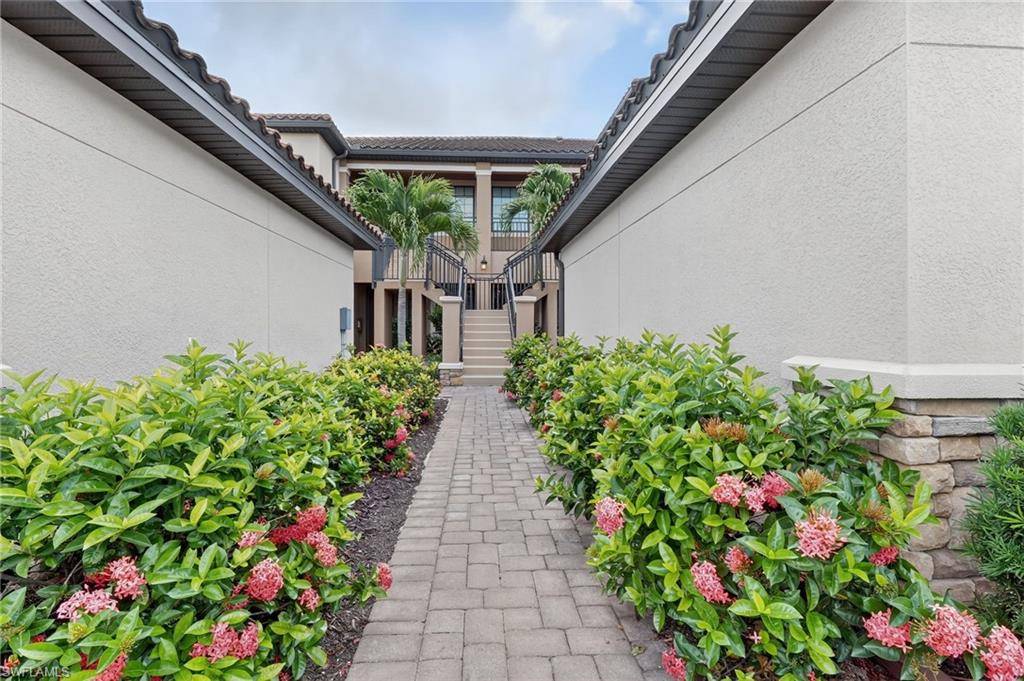 Naples, FL 34119,9386 Pocida CT #202