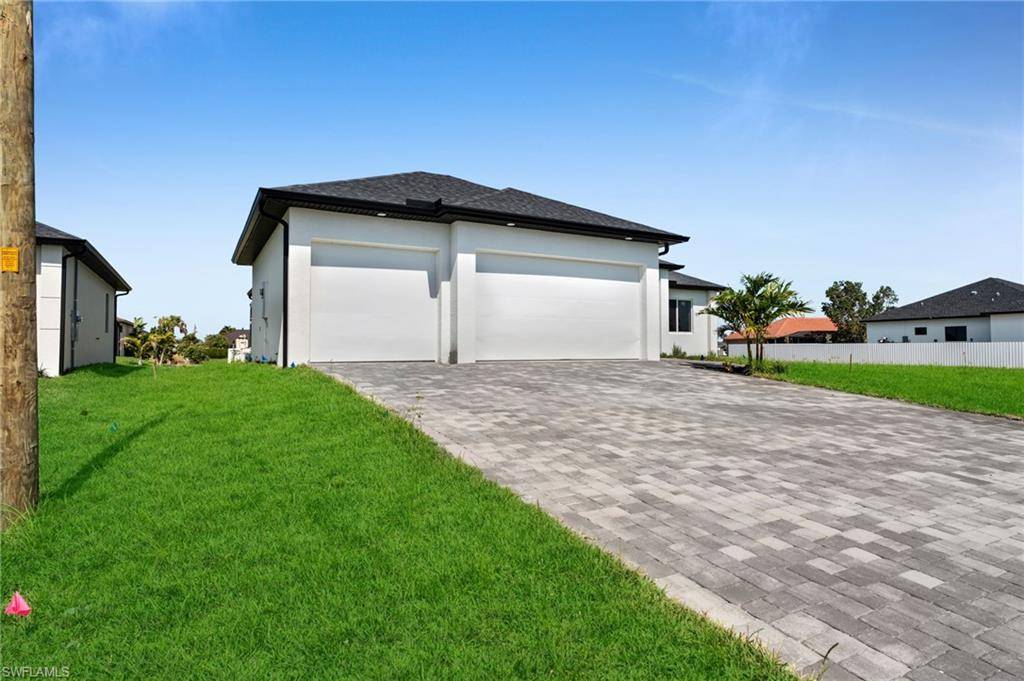 Cape Coral, FL 33993,2720 NW 41st AVE
