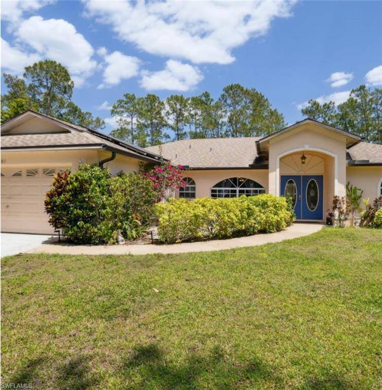 Naples, FL 34120,590 6th ST NE