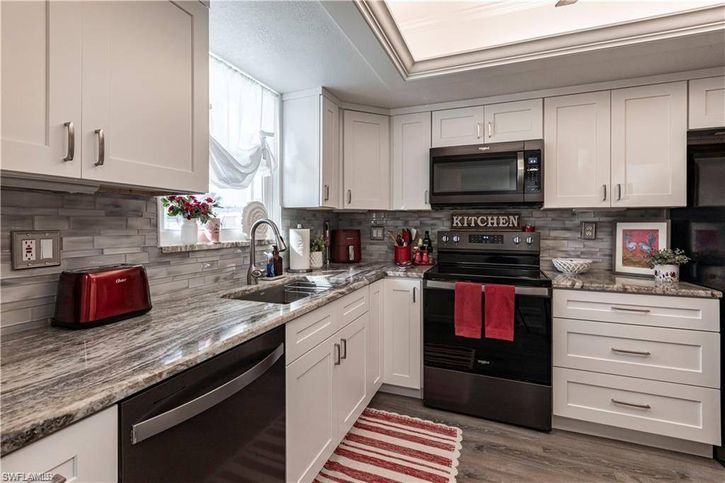 Cape Coral, FL 33904,403 SE 43rd TER #1