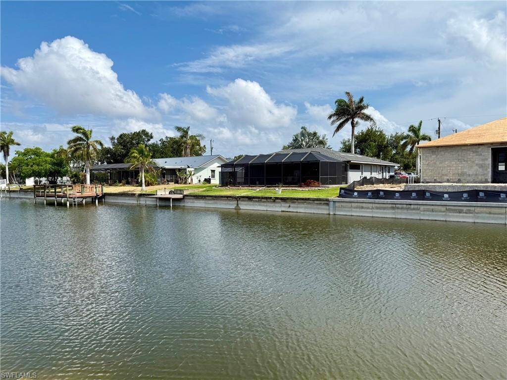 Cape Coral, FL 33914,714 SW 39th ST